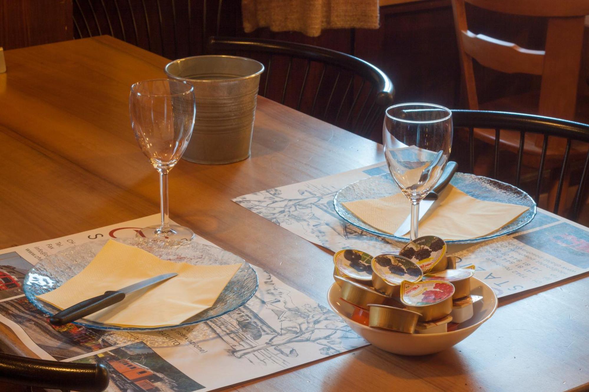 Ristorante Pensione Chalet Stazione Poschiavo Dış mekan fotoğraf