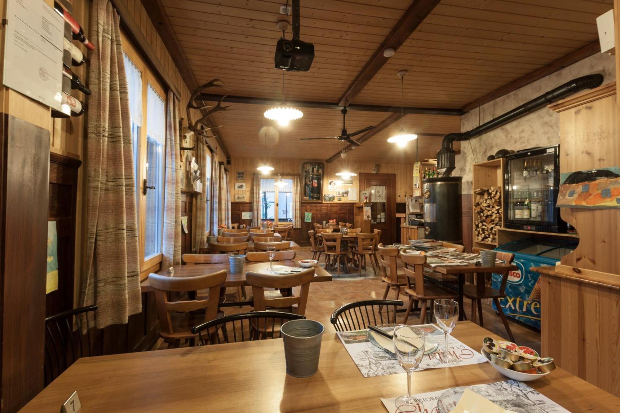 Ristorante Pensione Chalet Stazione Poschiavo Dış mekan fotoğraf