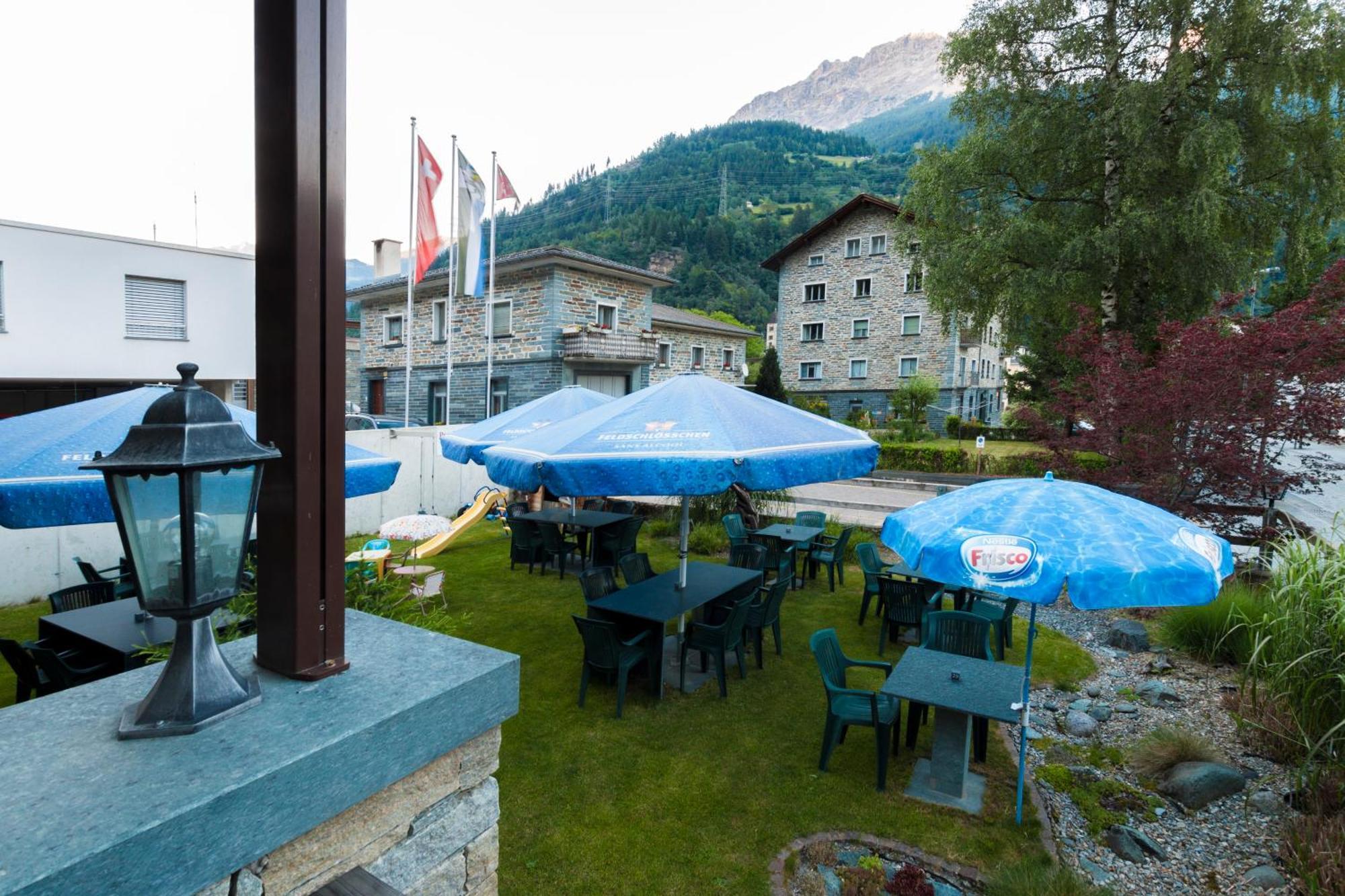 Ristorante Pensione Chalet Stazione Poschiavo Dış mekan fotoğraf