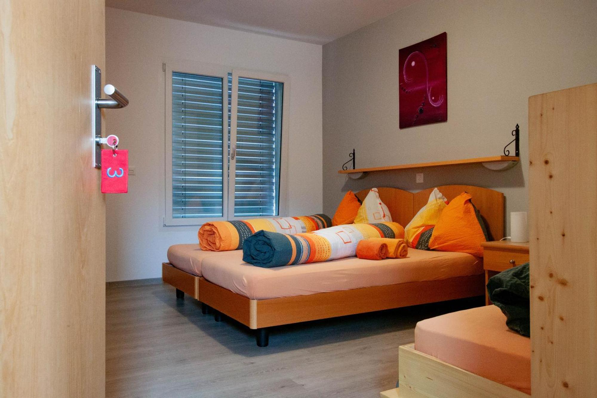 Ristorante Pensione Chalet Stazione Poschiavo Dış mekan fotoğraf