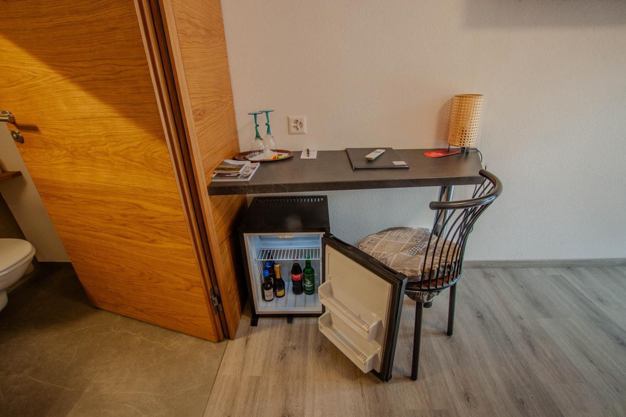 Ristorante Pensione Chalet Stazione Poschiavo Dış mekan fotoğraf