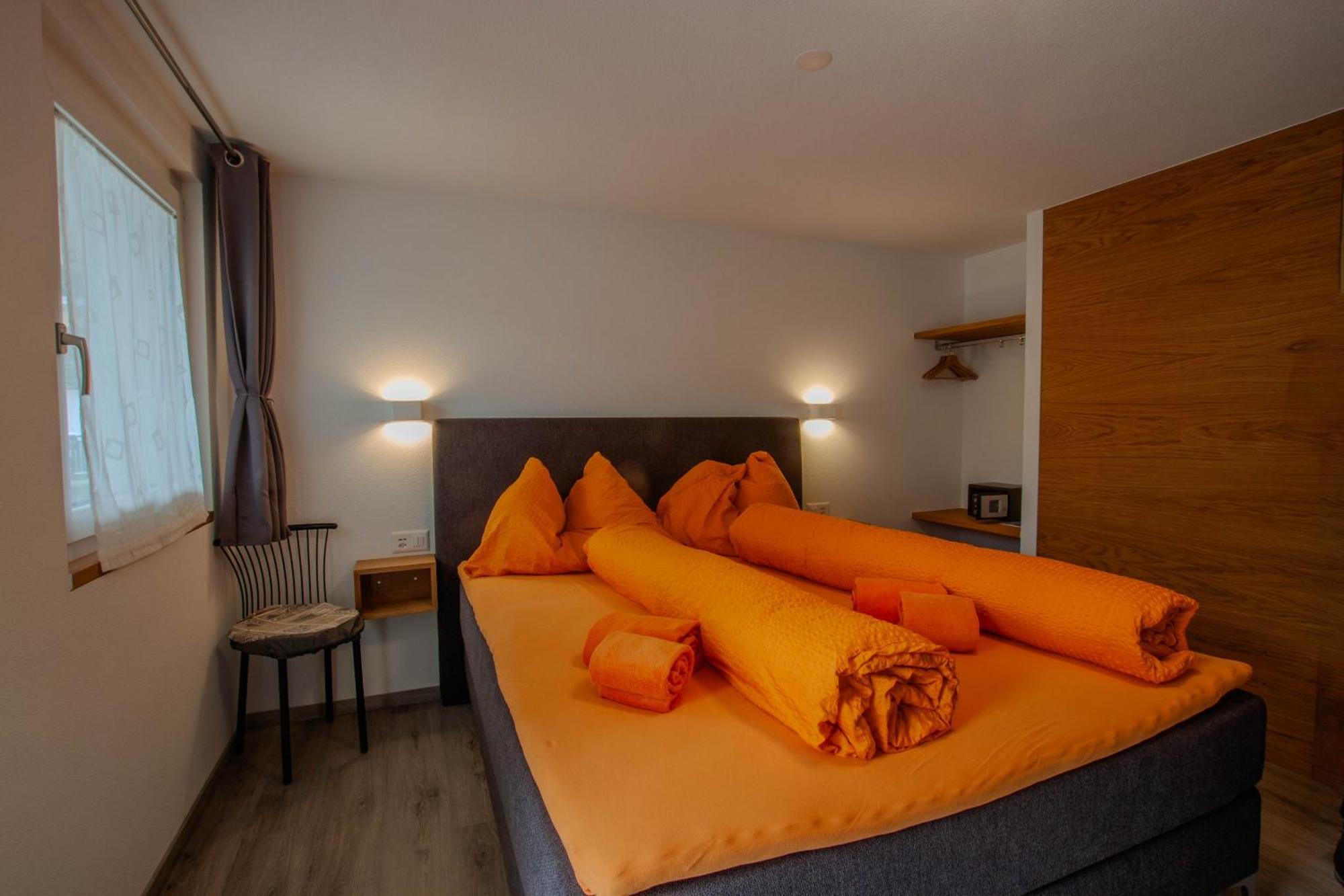 Ristorante Pensione Chalet Stazione Poschiavo Dış mekan fotoğraf