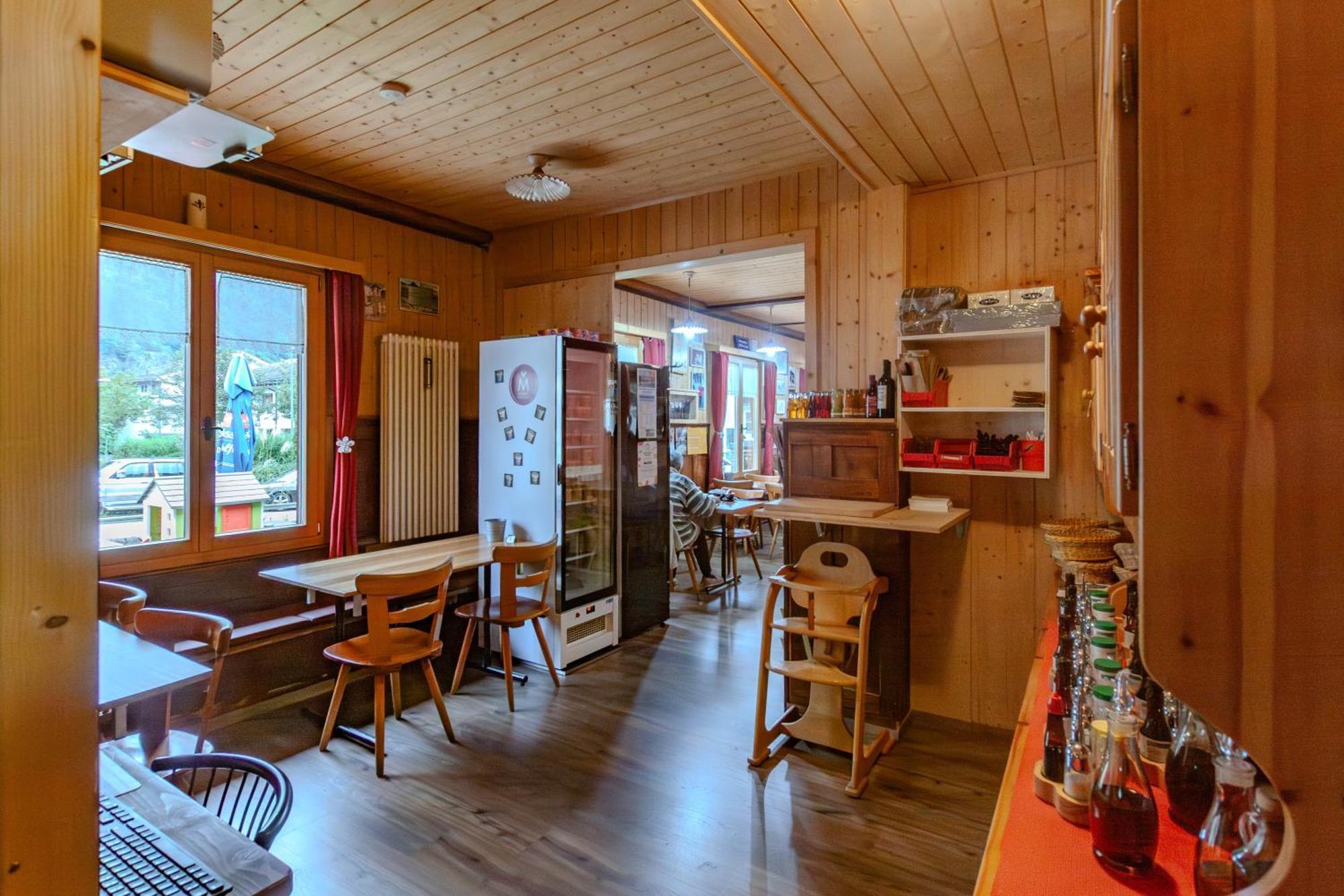 Ristorante Pensione Chalet Stazione Poschiavo Dış mekan fotoğraf
