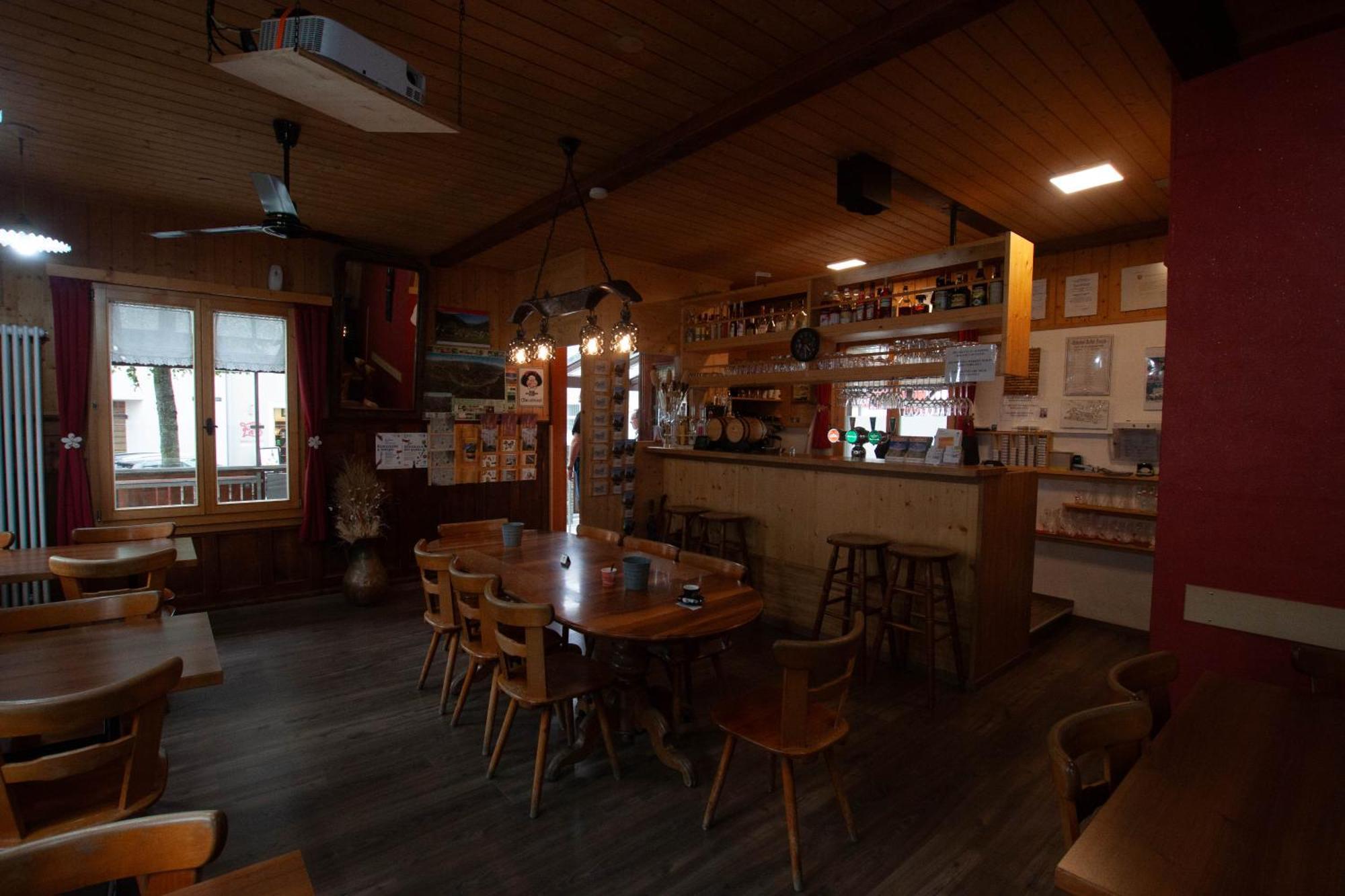 Ristorante Pensione Chalet Stazione Poschiavo Dış mekan fotoğraf