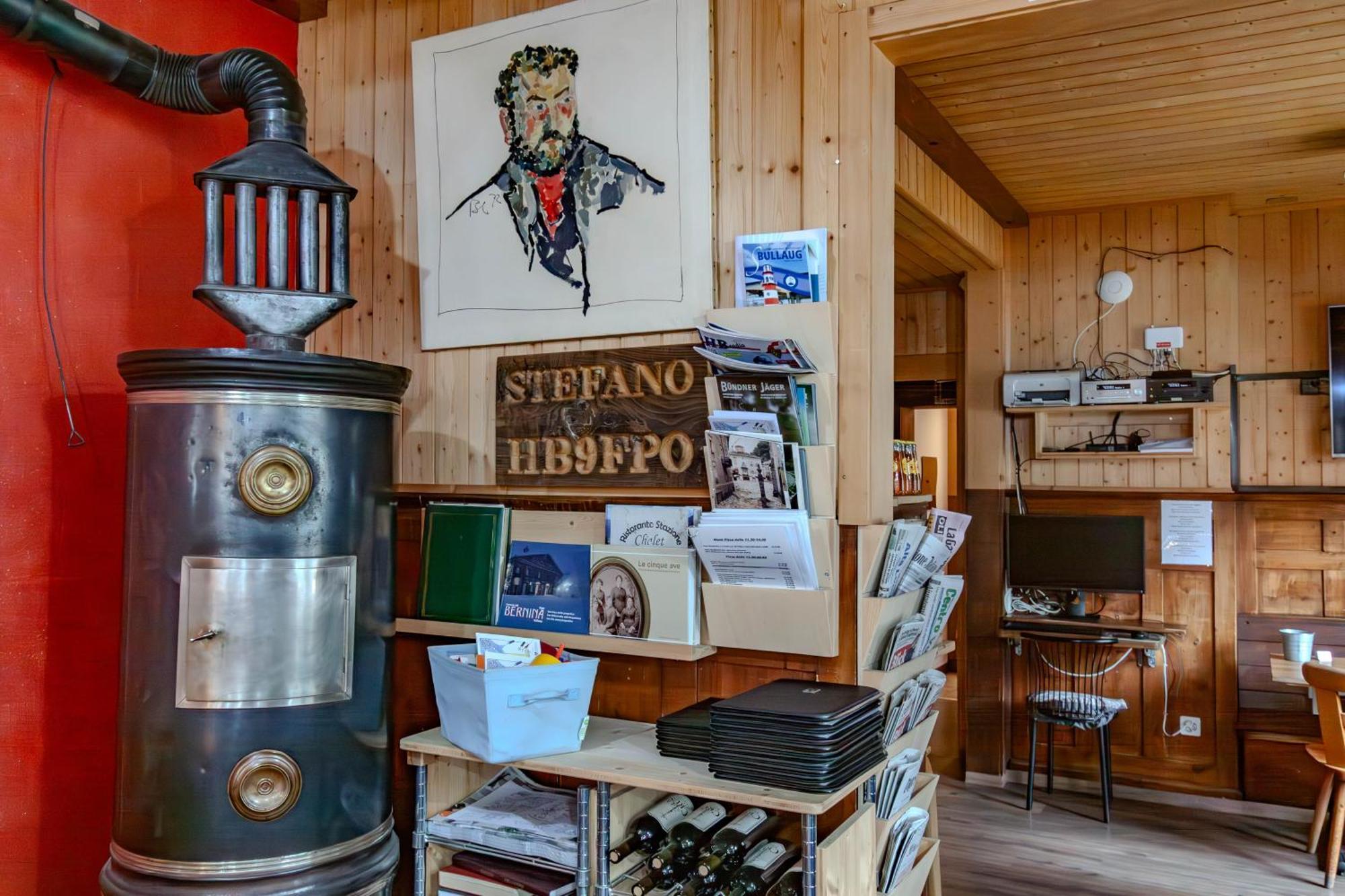 Ristorante Pensione Chalet Stazione Poschiavo Dış mekan fotoğraf